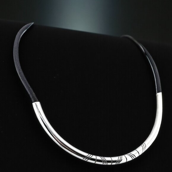 Vintage Mexican Sterling Silver Choker Necklace – Taxco Black Cord Collar - Picture 6 of 9